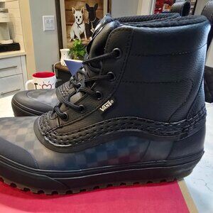 Vans Standard Mid Snow MTE CHECKERBOARD BLACK Boots VN0A5JH2P531 Men Sz 12 NEW